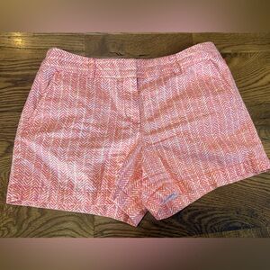 Ann Taylor The Loft. Chevron Print 4” Shorts. Pink/Peach/White. Size 6.